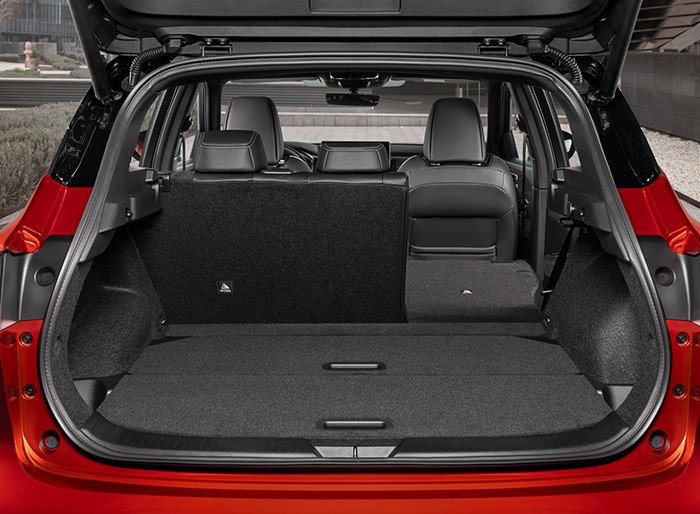 qashqai boot and cargo space